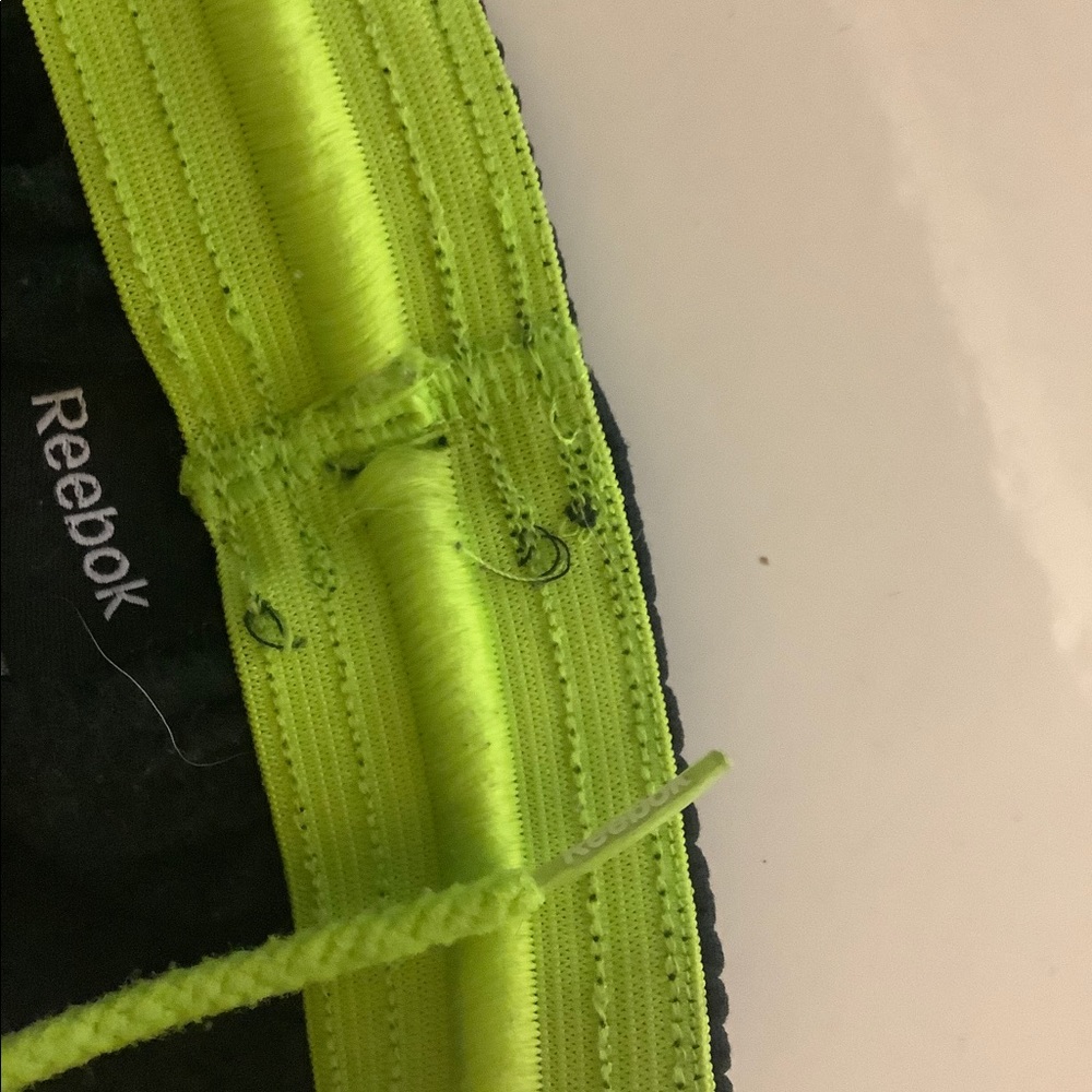 Men’s Reebok track pants - Picture 6 of 6